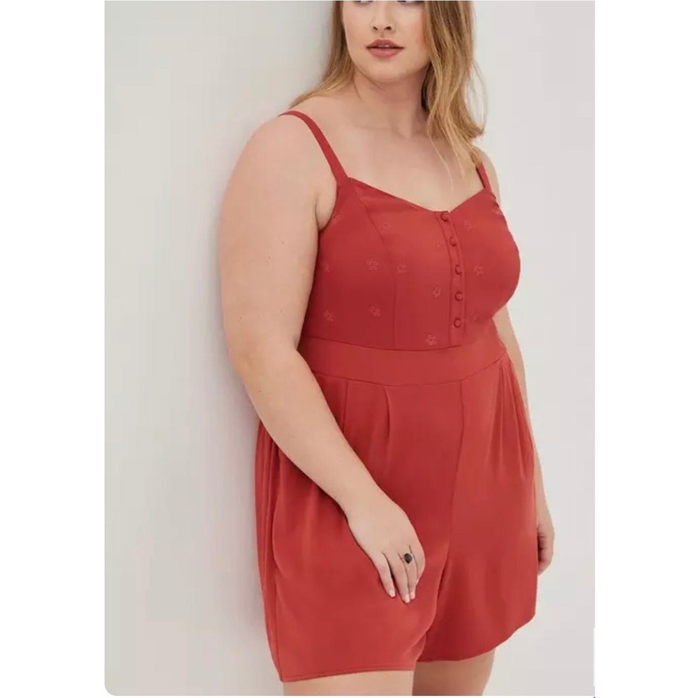 Torrid‎ 4 Plus Size Rust Orange Eyelet Stretch Button Front Romper Pockets 4x 26